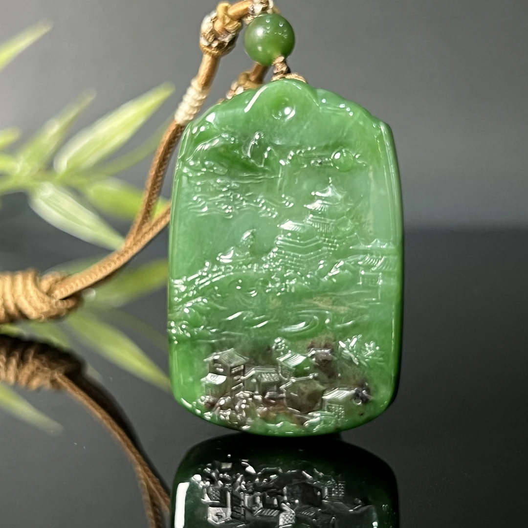 1226GC8832和田玉挂件