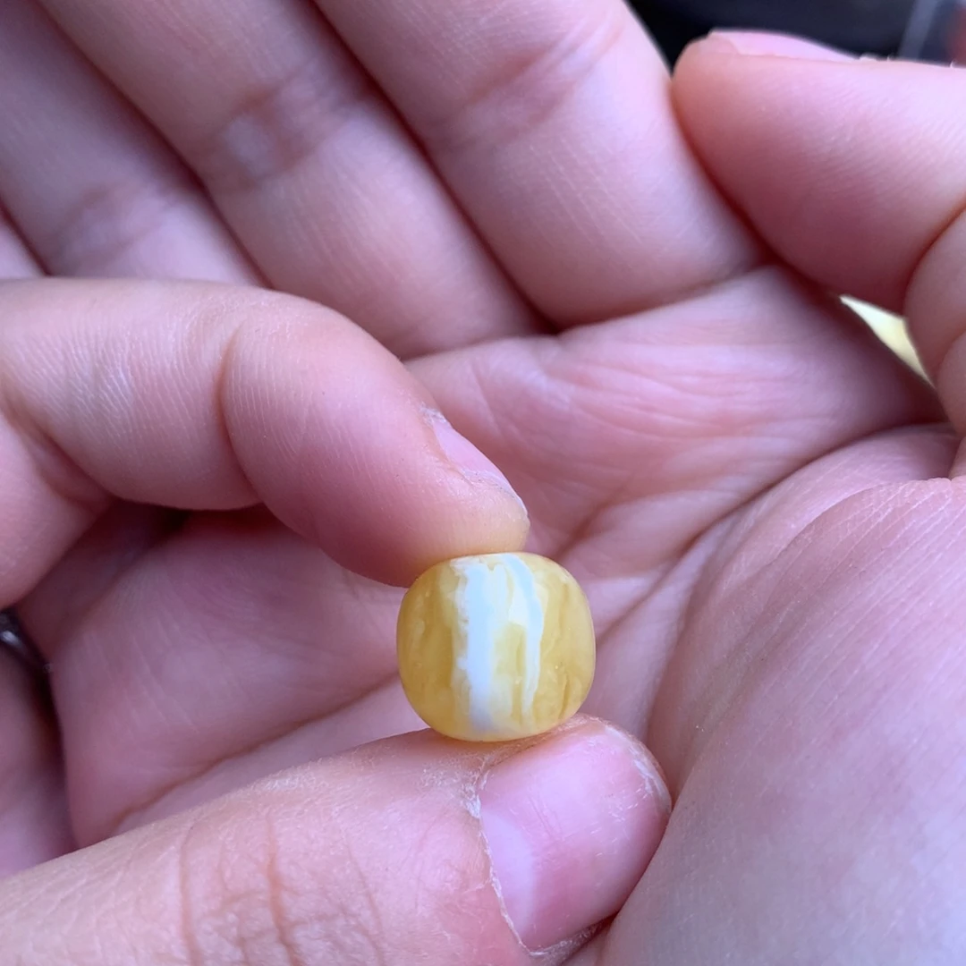 琥珀未镶嵌裸石蜜蜡12.8