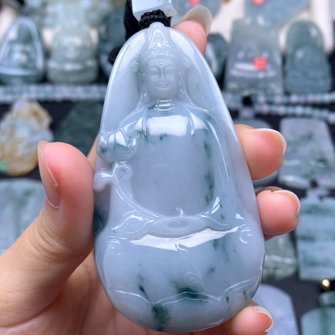 翡翠未镶嵌颈饰素衣