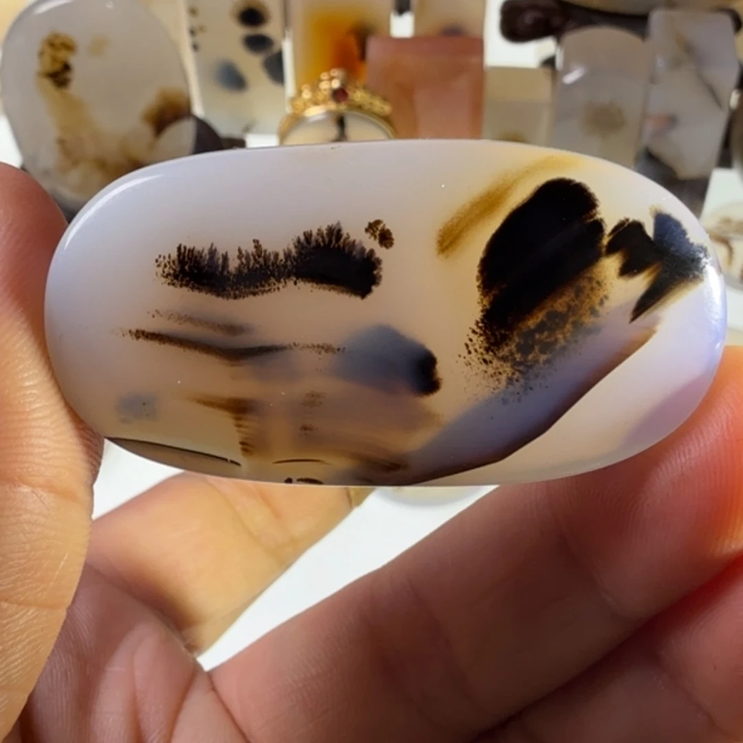 玛瑙/玉髓未镶嵌珠宝半成品