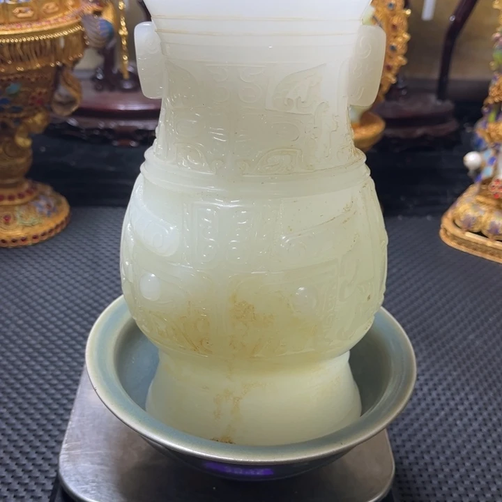 摆件遠*瓷器的造型也
