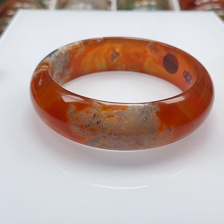 手镯玛瑙/玉髓未镶嵌向*