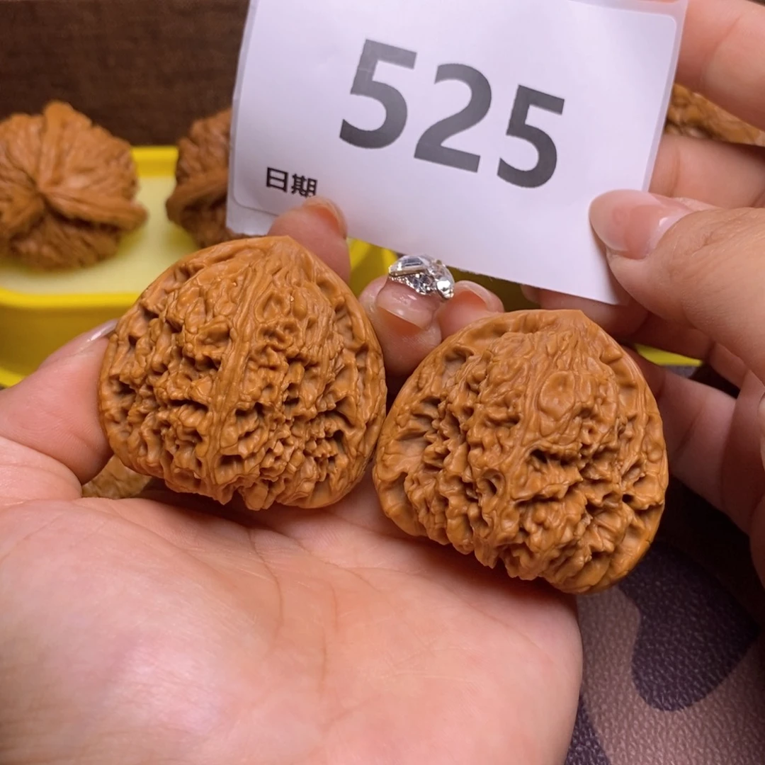 文玩核桃把件525三角疆44+