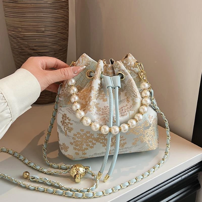 超火新中式水桶小包包女2025新款潮珍珠手提包汉服旗袍单肩斜挎包