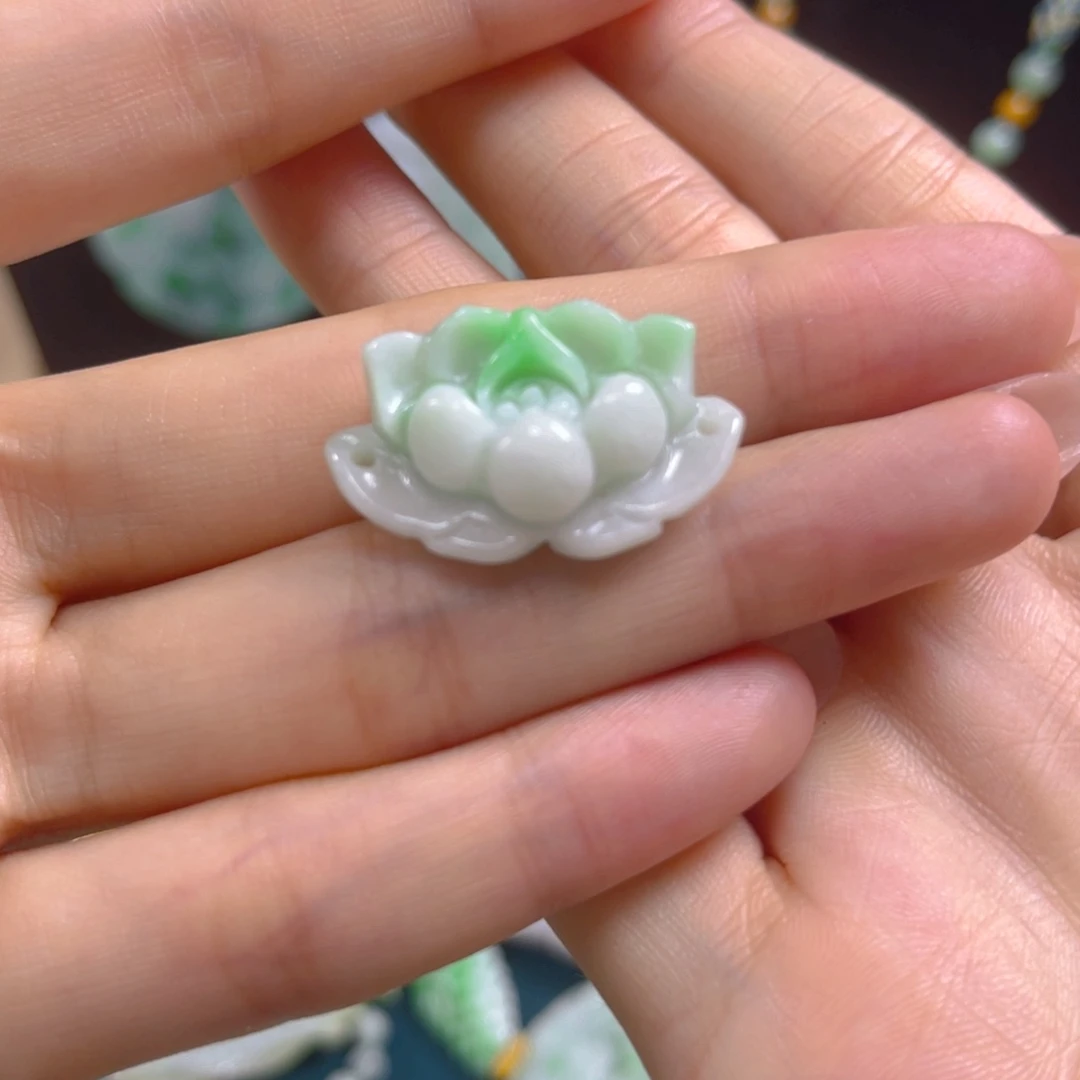 颈饰未镶嵌翡翠湘*主翡翠