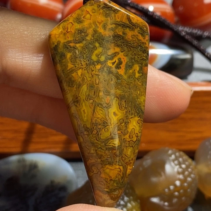 玛瑙/玉髓未镶嵌颈饰