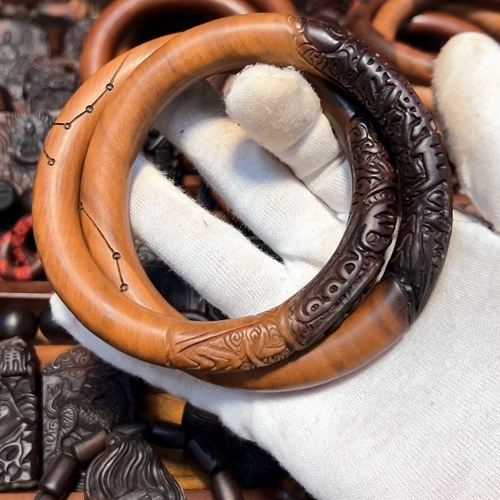 枣木手工制作的小物件