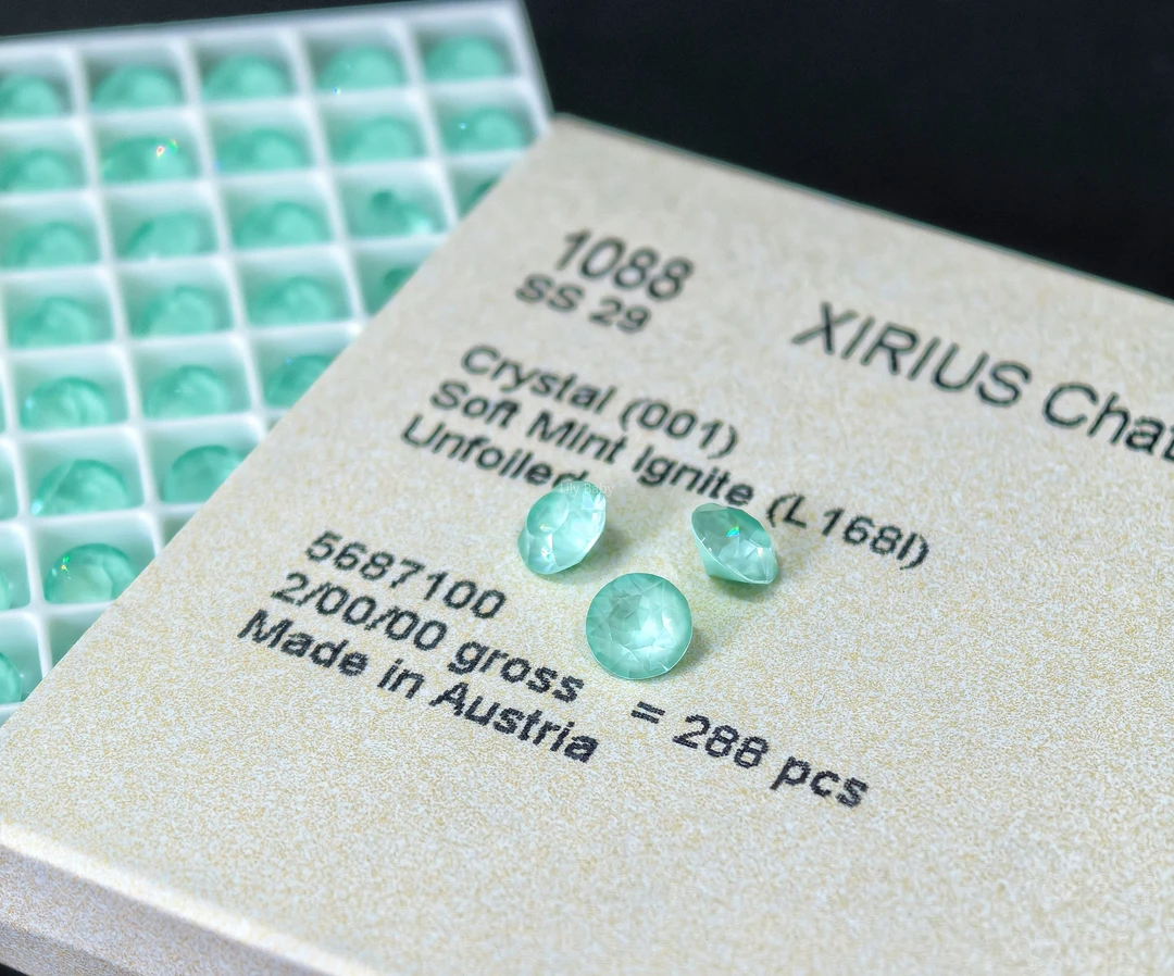 1088(摩卡）正品奥地利施华洛美甲钻1088 SS29 6MM 摩卡圆形尖底钻