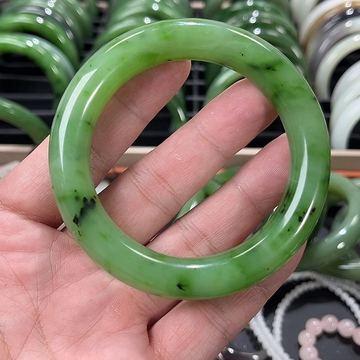 和田玉未镶嵌手镯57.3～0