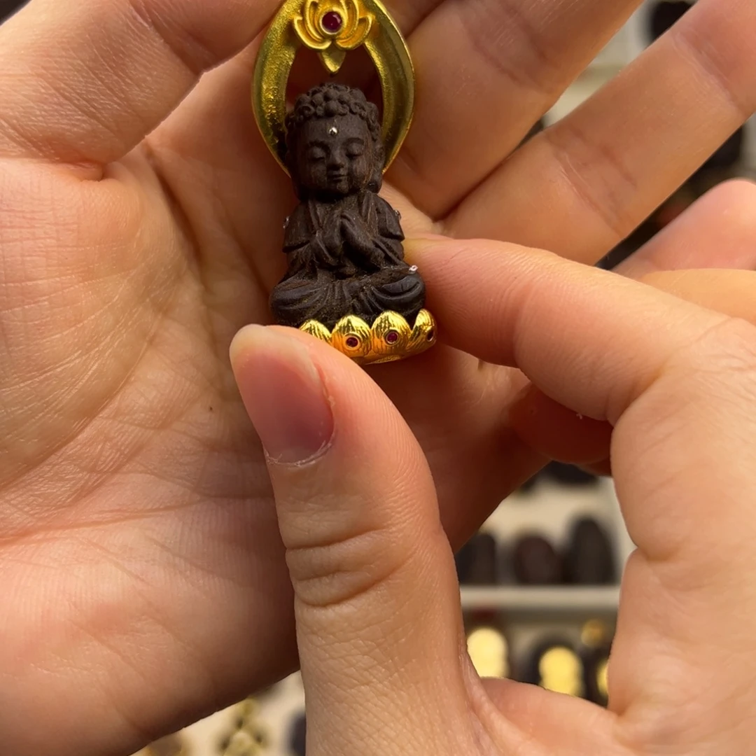 铜铁合金类宝宝佛随行脖挂配饰