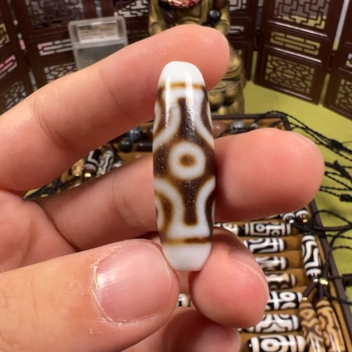 赵***林玛瑙/玉髓未镶嵌颈饰