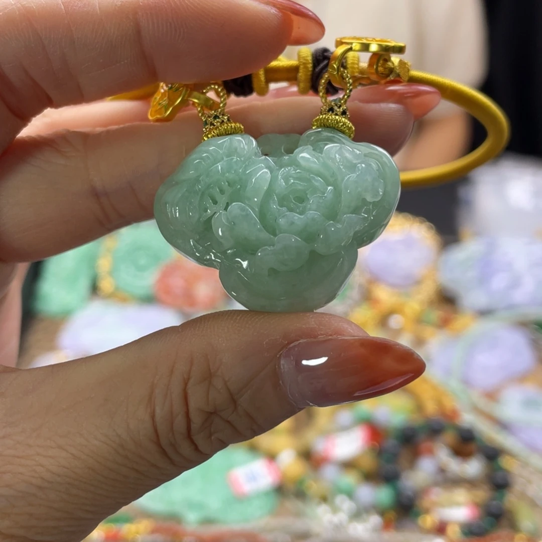 翡翠未镶嵌颈饰代编织