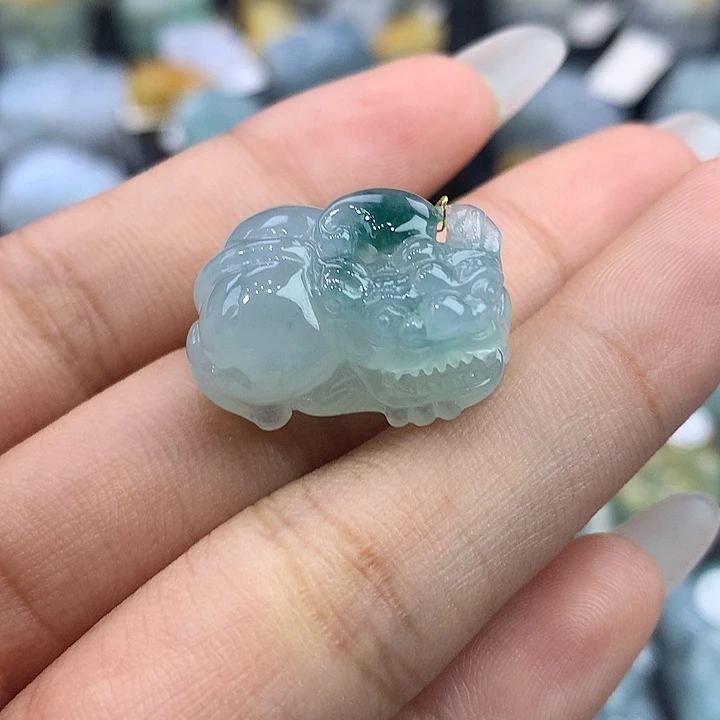翡翠未镶嵌颈饰天然缅甸翡翠