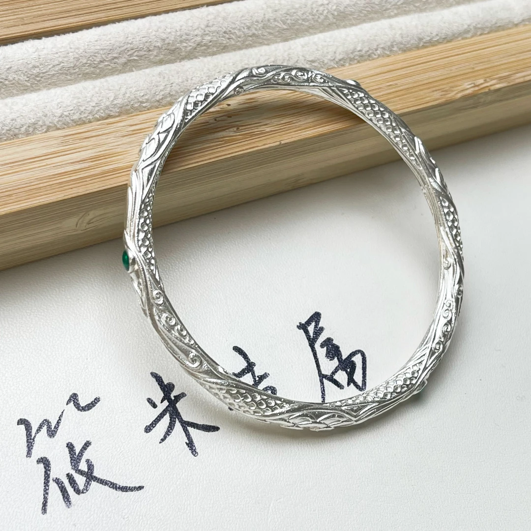 足银手镯 乾乾雕刻祥云花纹58圈口足银手镯d498 md