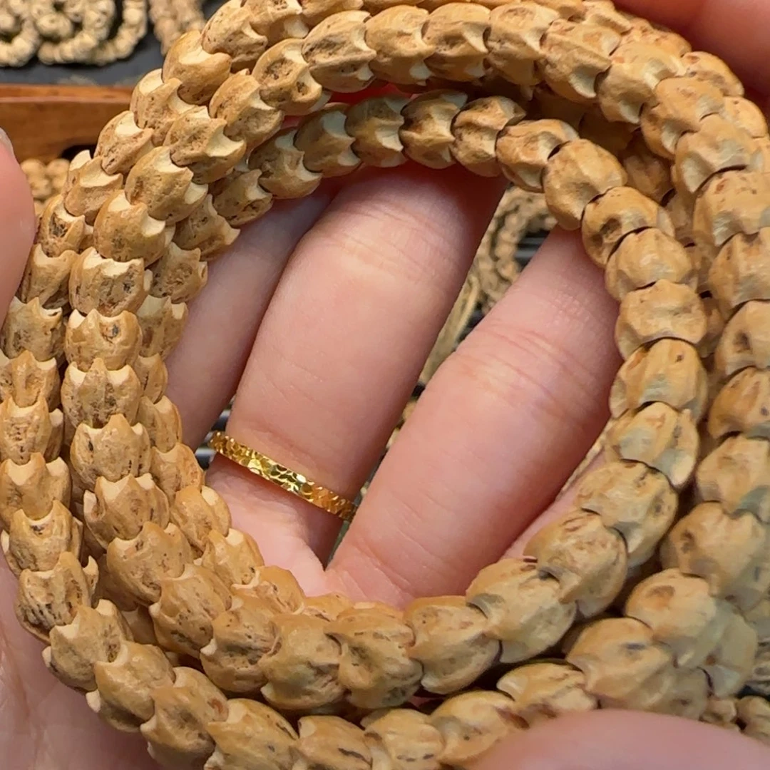 龙***咲吊坠柏香籽/百香籽