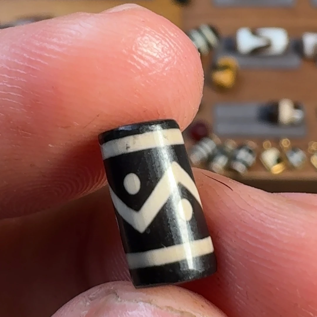 玛瑙/玉髓未镶嵌珠宝奇石