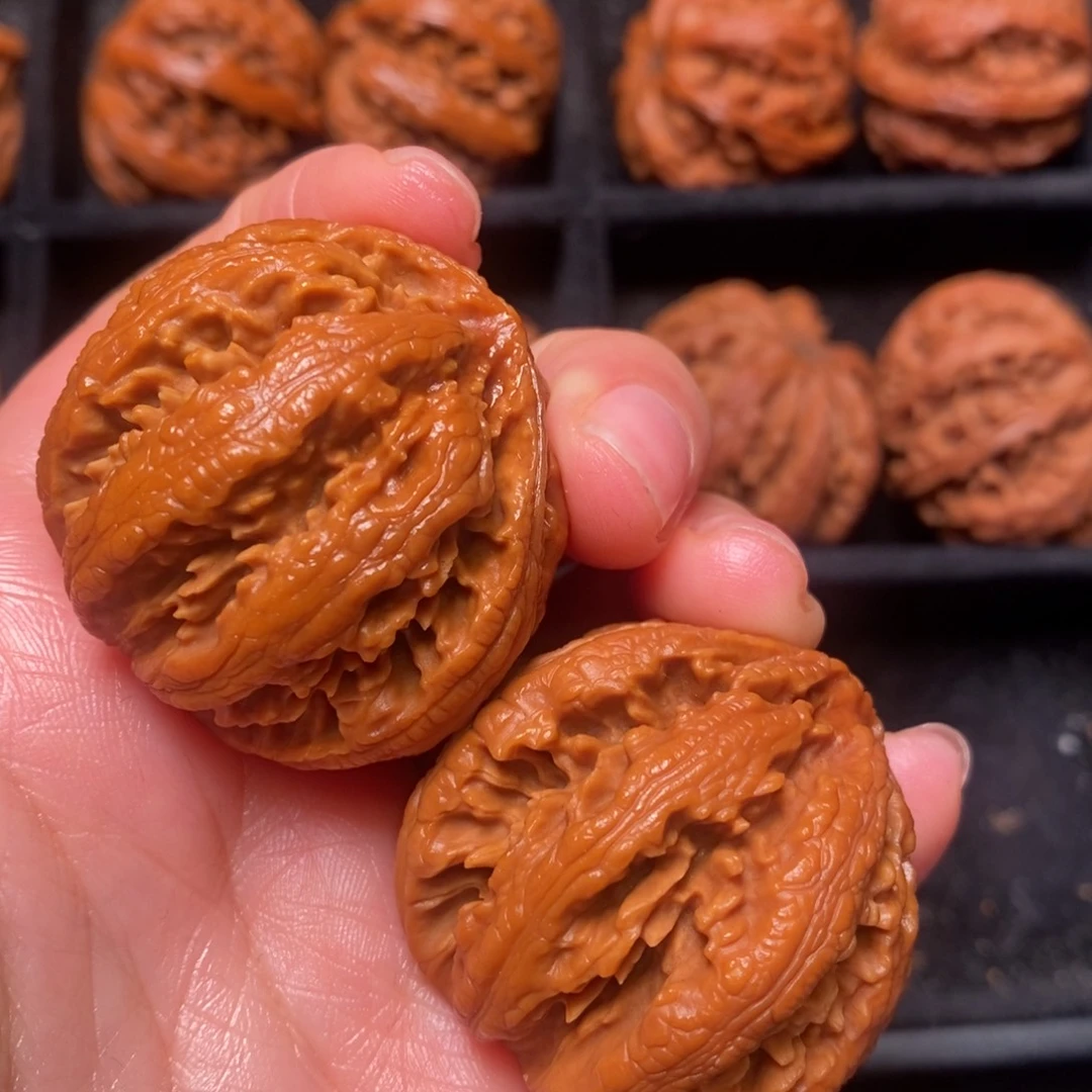 文玩核桃把件秦岭核桃