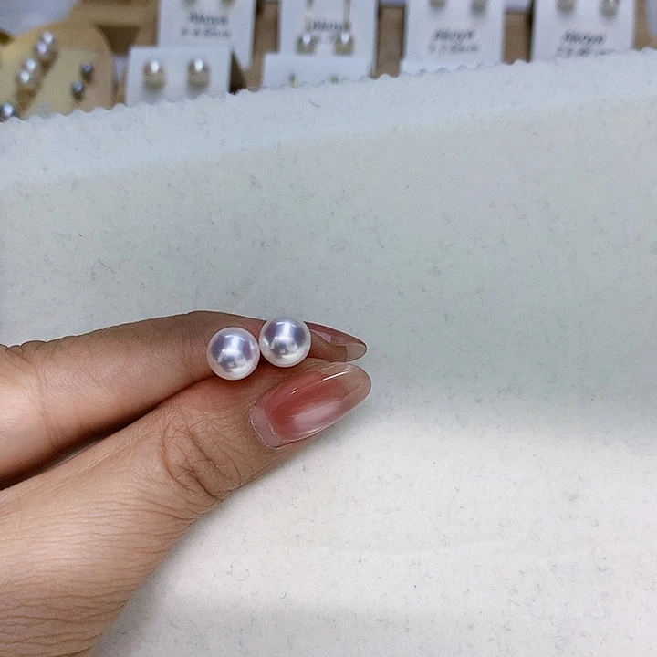 小***宝耳钉8.5-9海水珍珠18K金镶嵌