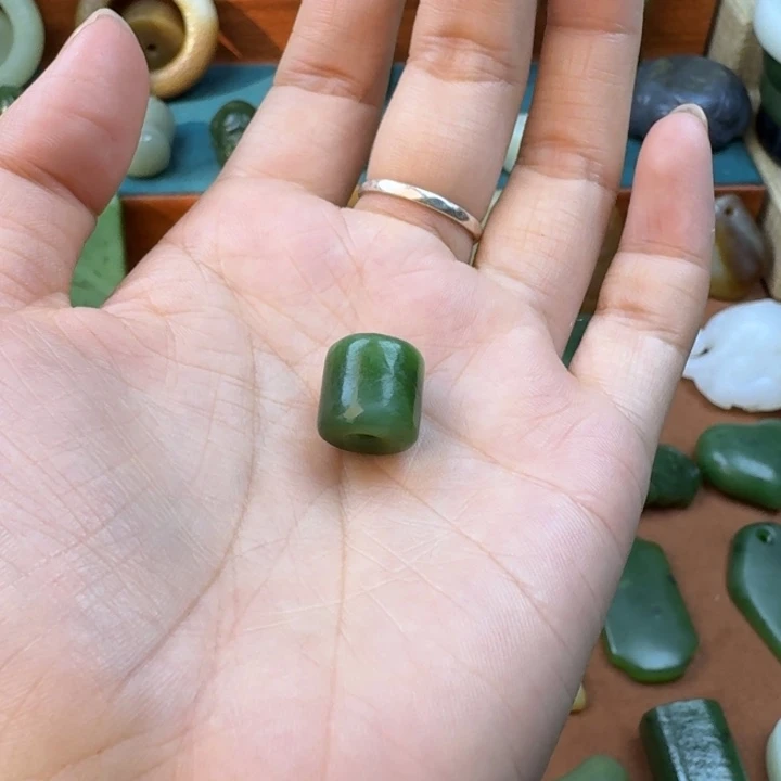 和田玉（碧玉）未镶嵌颈饰