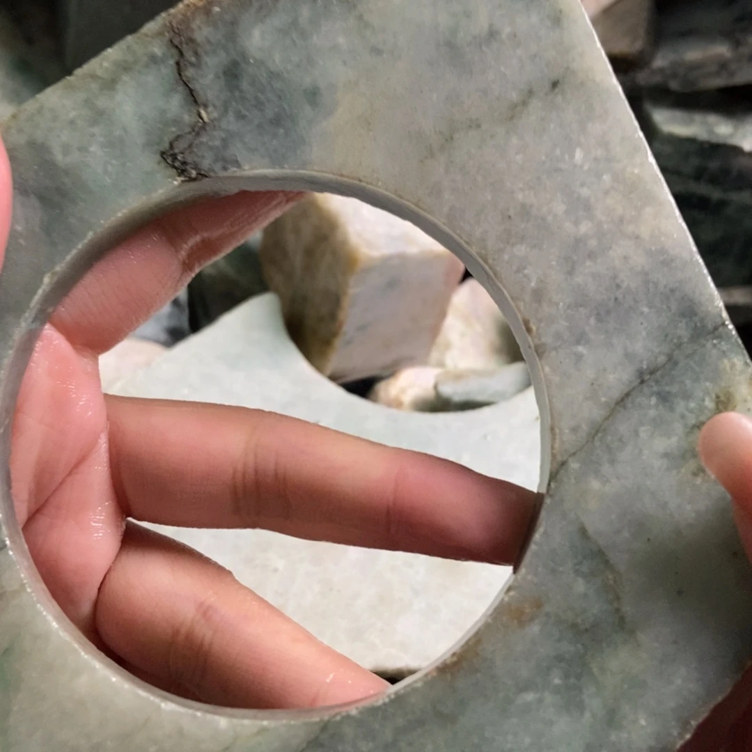 翡翠未镶嵌挂件天然翡翠