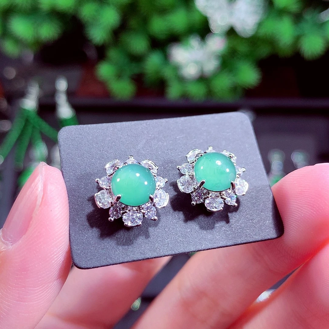 颈饰未镶嵌翡翠天然