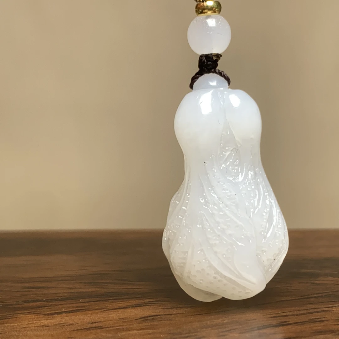 D1490珠宝玉石精选和田玉吊坠