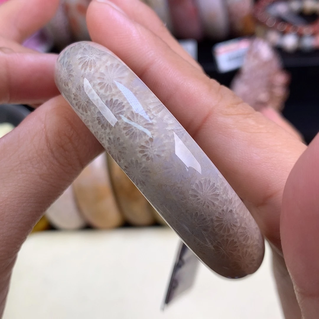 【闪购商品】颈饰未镶嵌硅化珊瑚（珊瑚玉）79号雏菊53.5圈