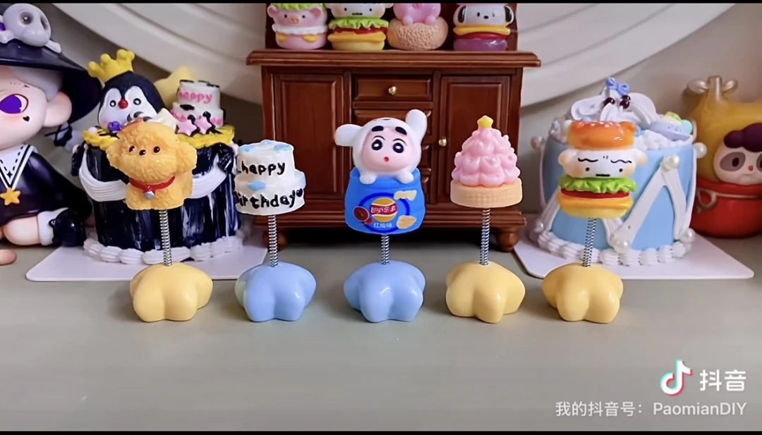 【直播间选款】DIY卡通树脂钥匙扣书包挂件可爱手工制作出品（ 3 个）