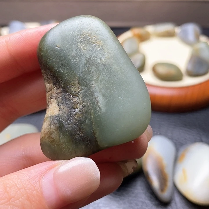 和田玉颈饰未镶嵌26