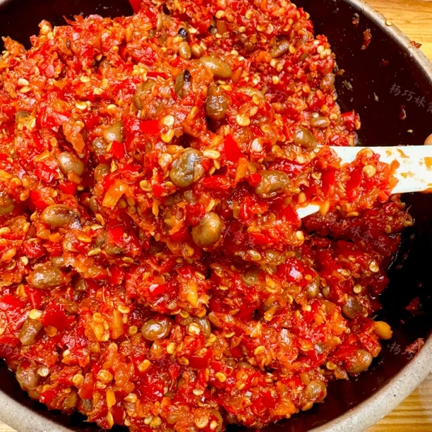 杨巧妹黄豆豉剁椒酱特辣无油蒜蓉辣椒酱即食下饭神器调味腌菜