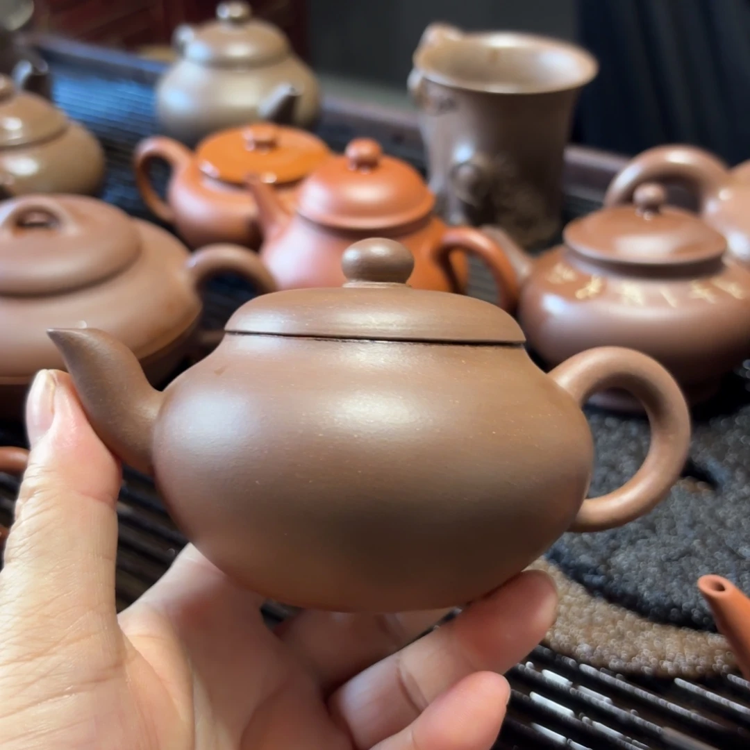 蟹***钱茶壶紫砂紫砂花茶和花灯是很配喔这