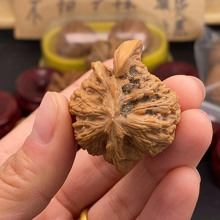 郭***店吊坠文玩核桃异形单只不退不换