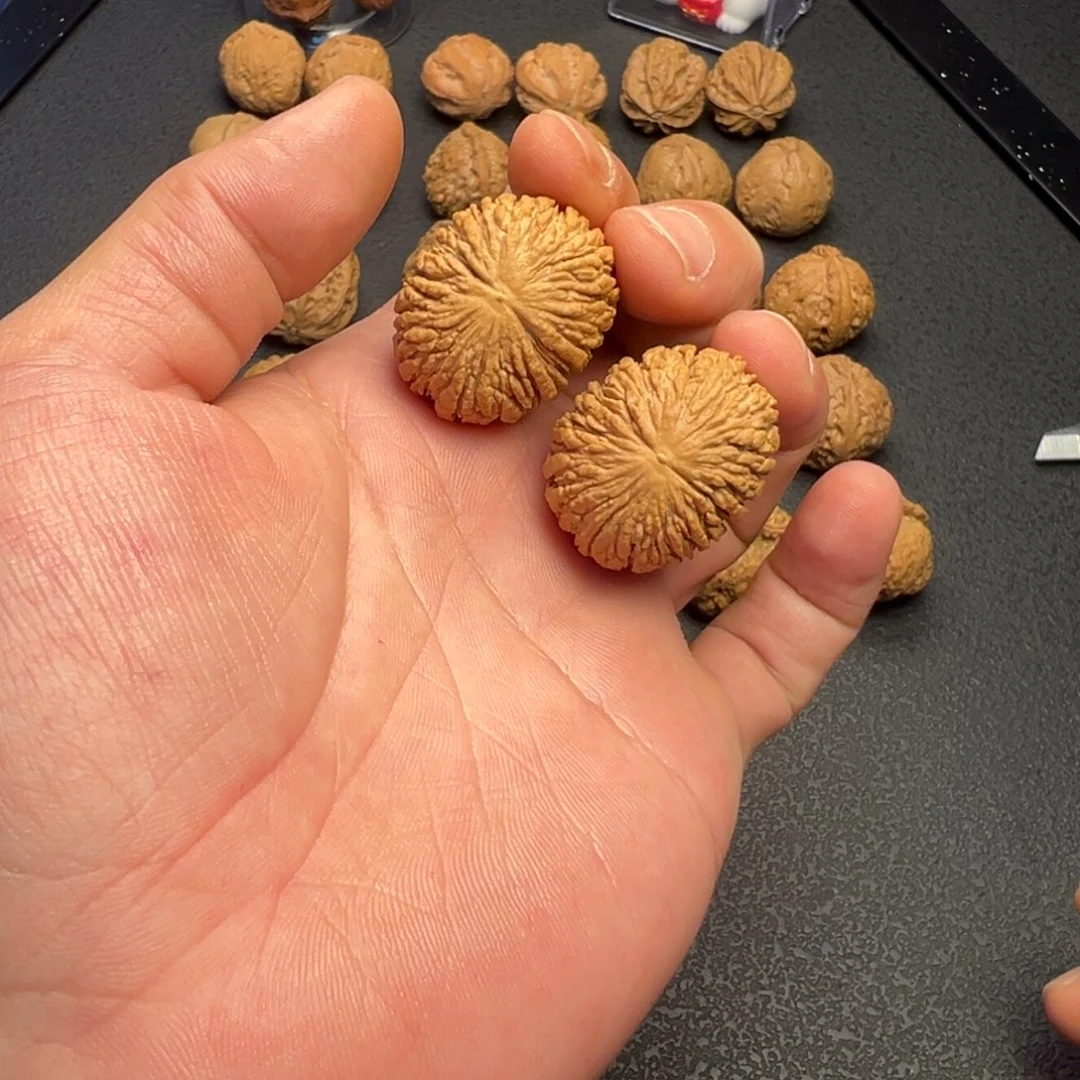 文玩核桃把件大猴子