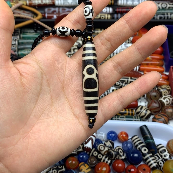 玛瑙/玉髓未镶嵌吊坠(赠链)