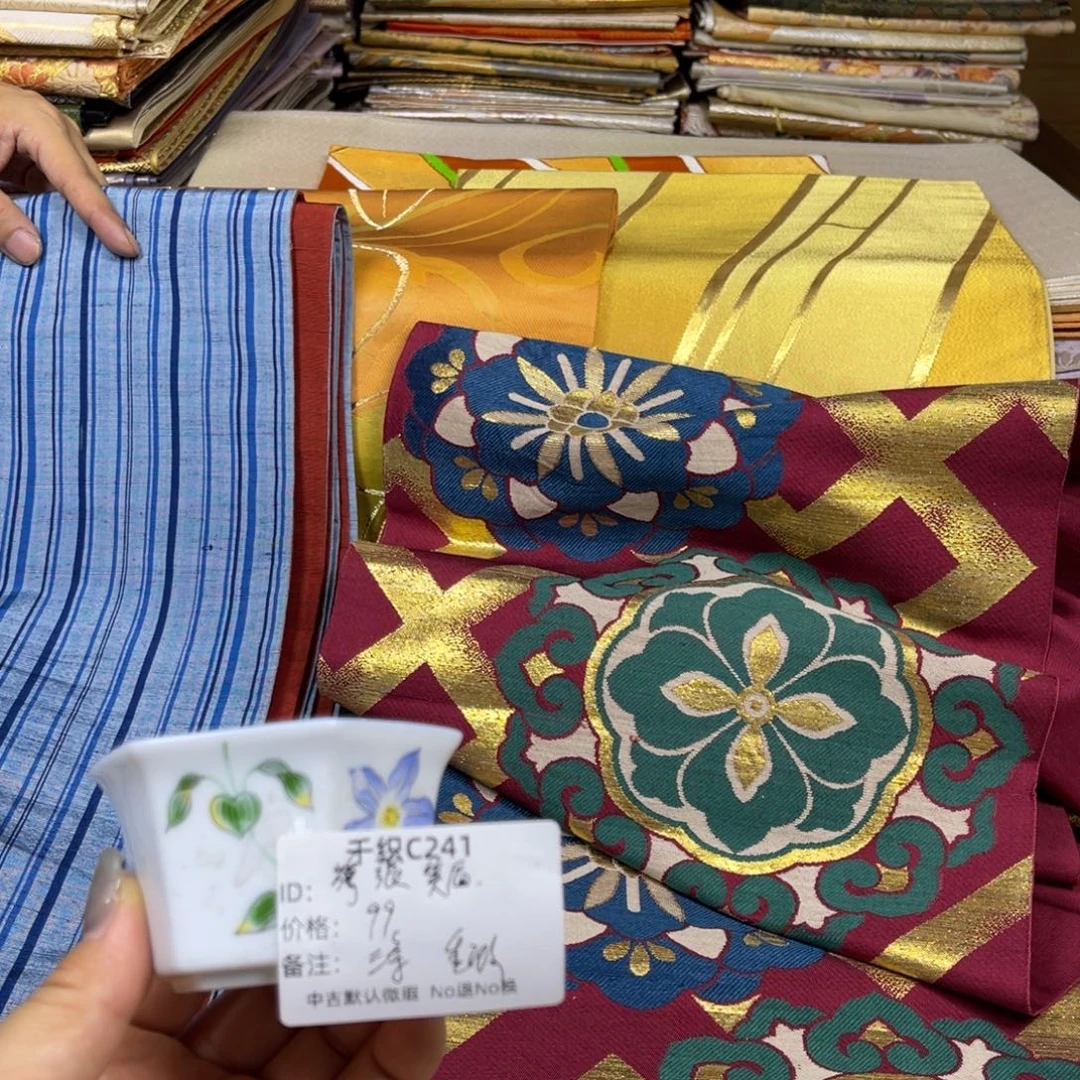 旖***靥241中古默认瑕疵No退换