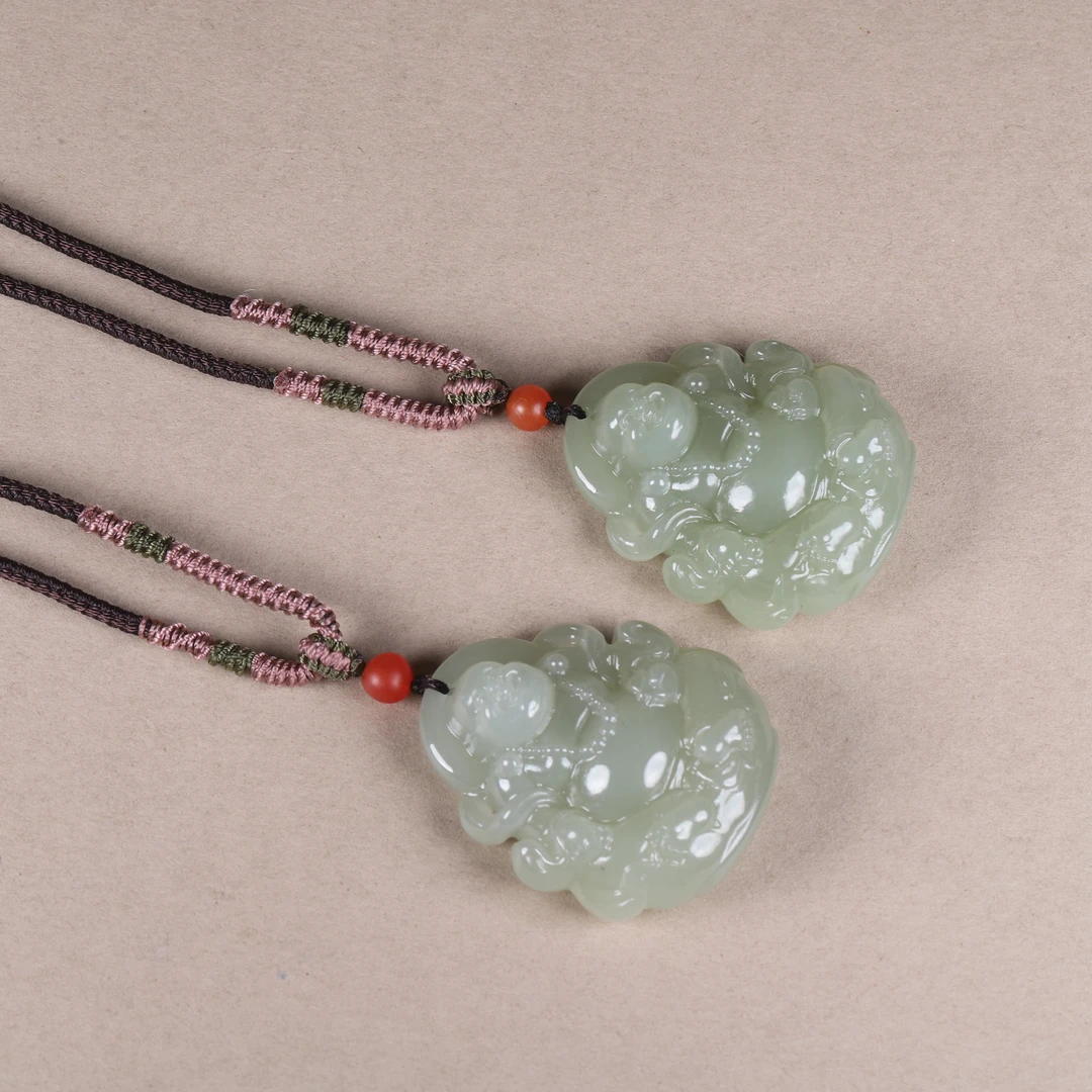 【汪氏精品】和田玉青海料佛公 1681-F054 多样性发其一