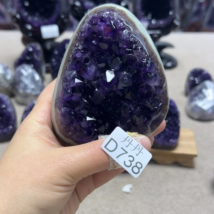 紫晶大型摆件（非配饰）未镶嵌