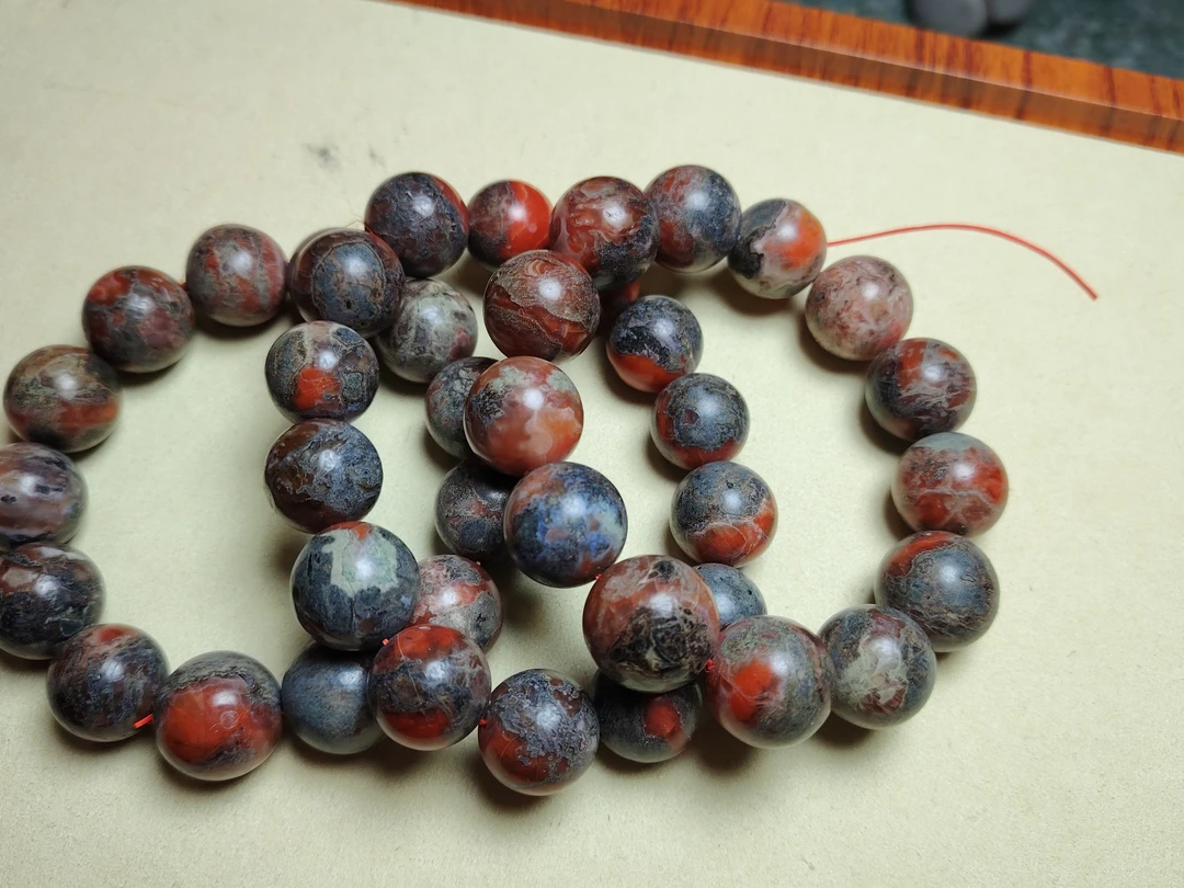 铁皮南红卡18mm（多样性发货，拍一发一）