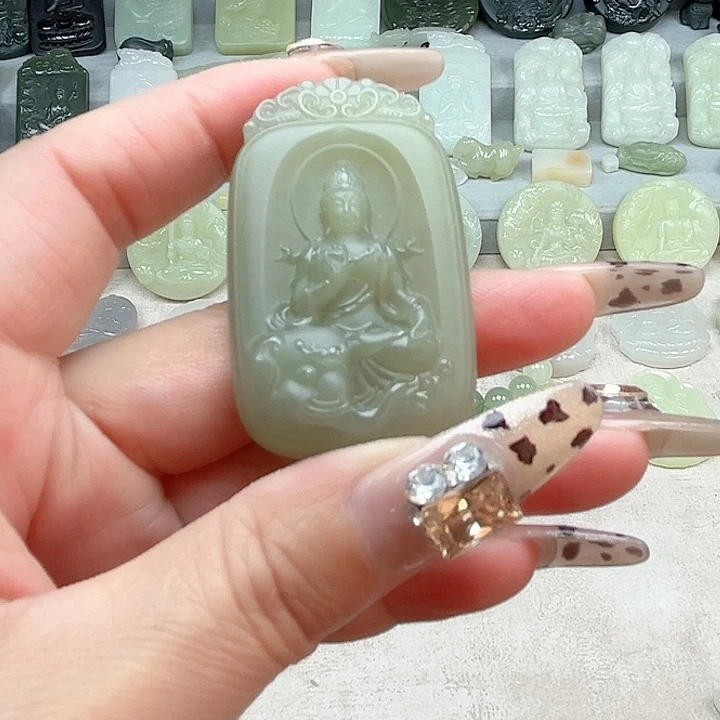 和田玉未镶嵌颈饰