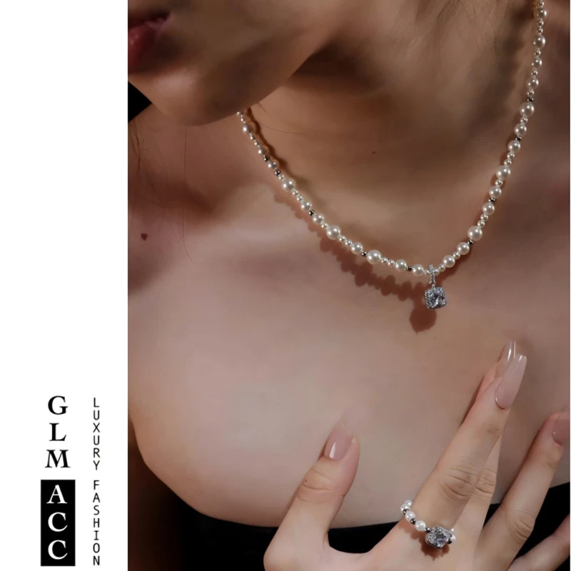 铜亚克力吊坠 亚马逊方糖BLING珍珠项链女 气泡设计锁骨链饰品女