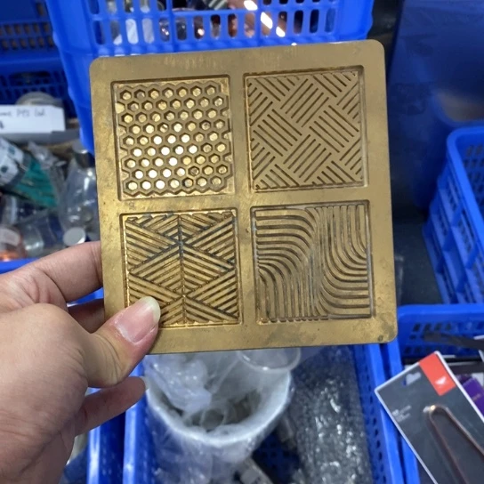 宝宝VC放放风V缸的大大方方