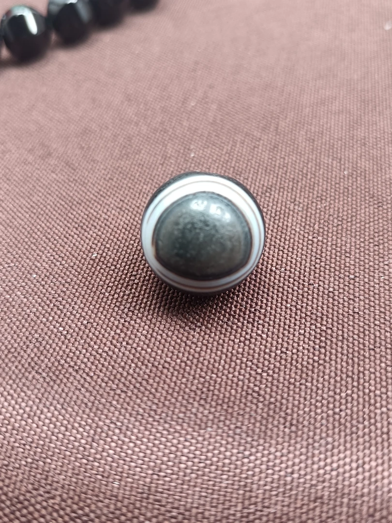 燕子古珠—玛瑙吊坠（尺寸1.6）