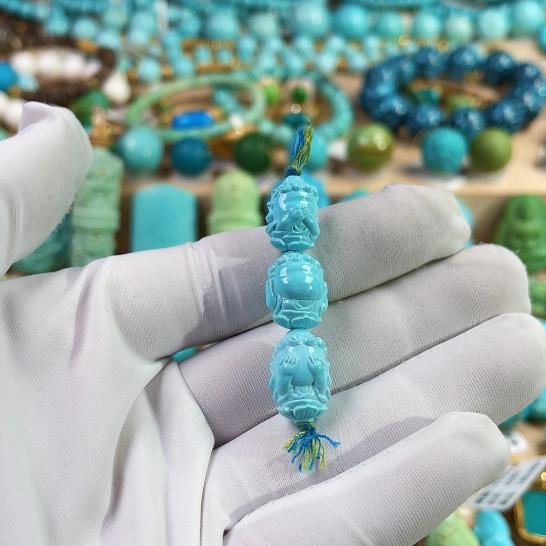 绿松石未镶嵌珠宝奇石