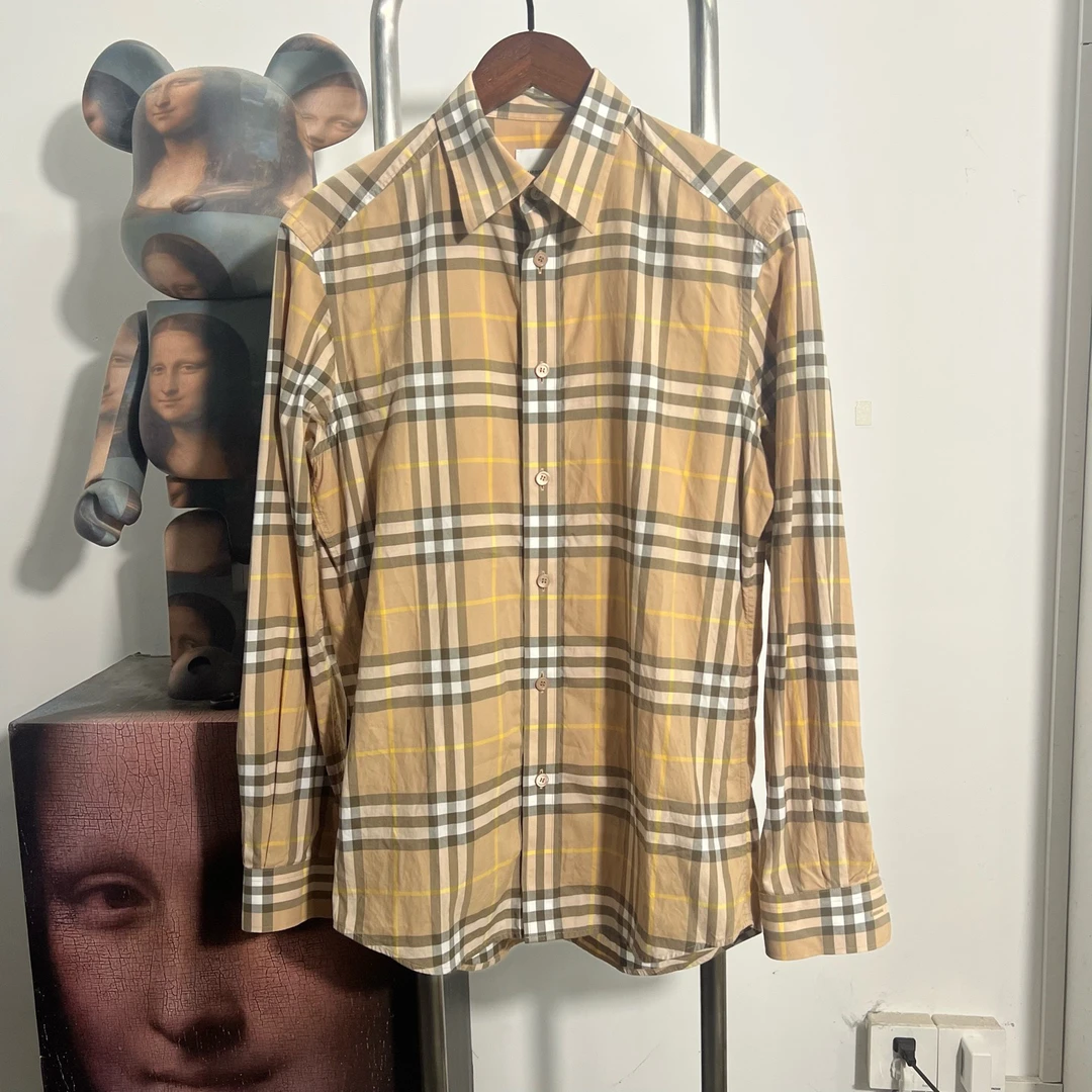 99新 BURBERRY/博柏利 格纹衬衫 x0913尺码：S 衣长78 胸围55