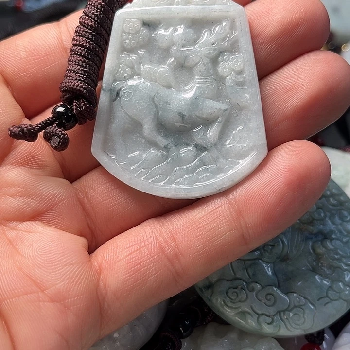 翡翠颈饰未镶嵌天然緬甸翡翠掛件