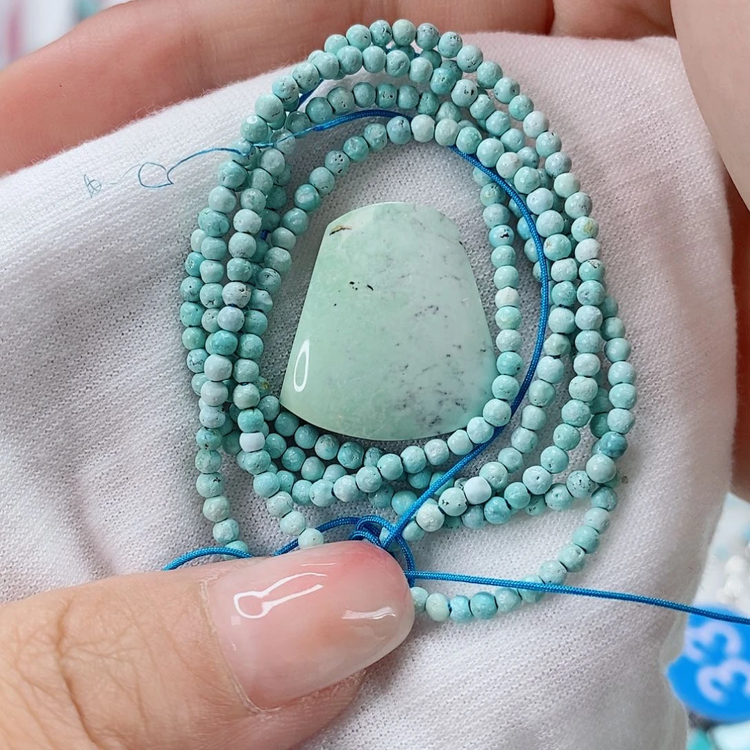 未镶嵌绿松石珠宝奇石
