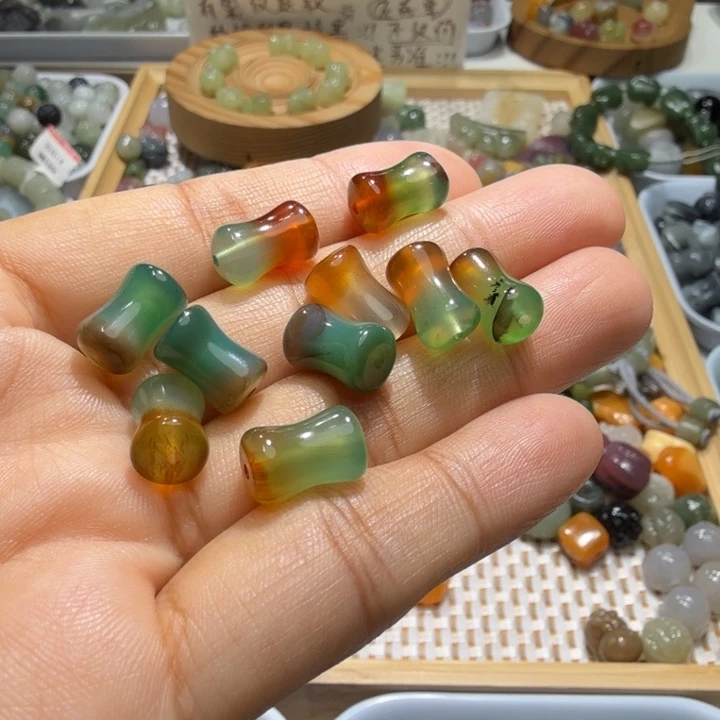 和田玉未镶嵌珠宝半成品