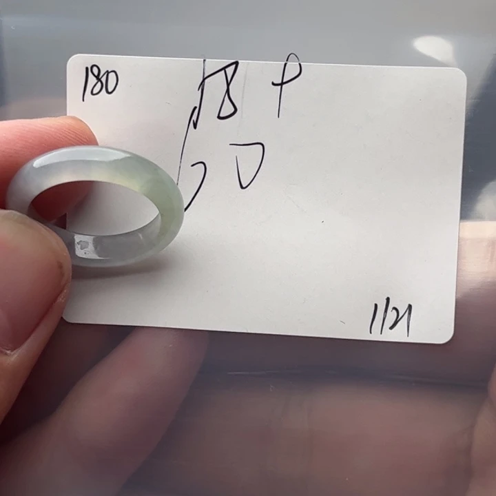 定制翡翠未镶嵌明天