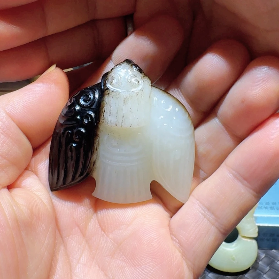 纵***烧和田玉（白玉）未镶嵌挂件