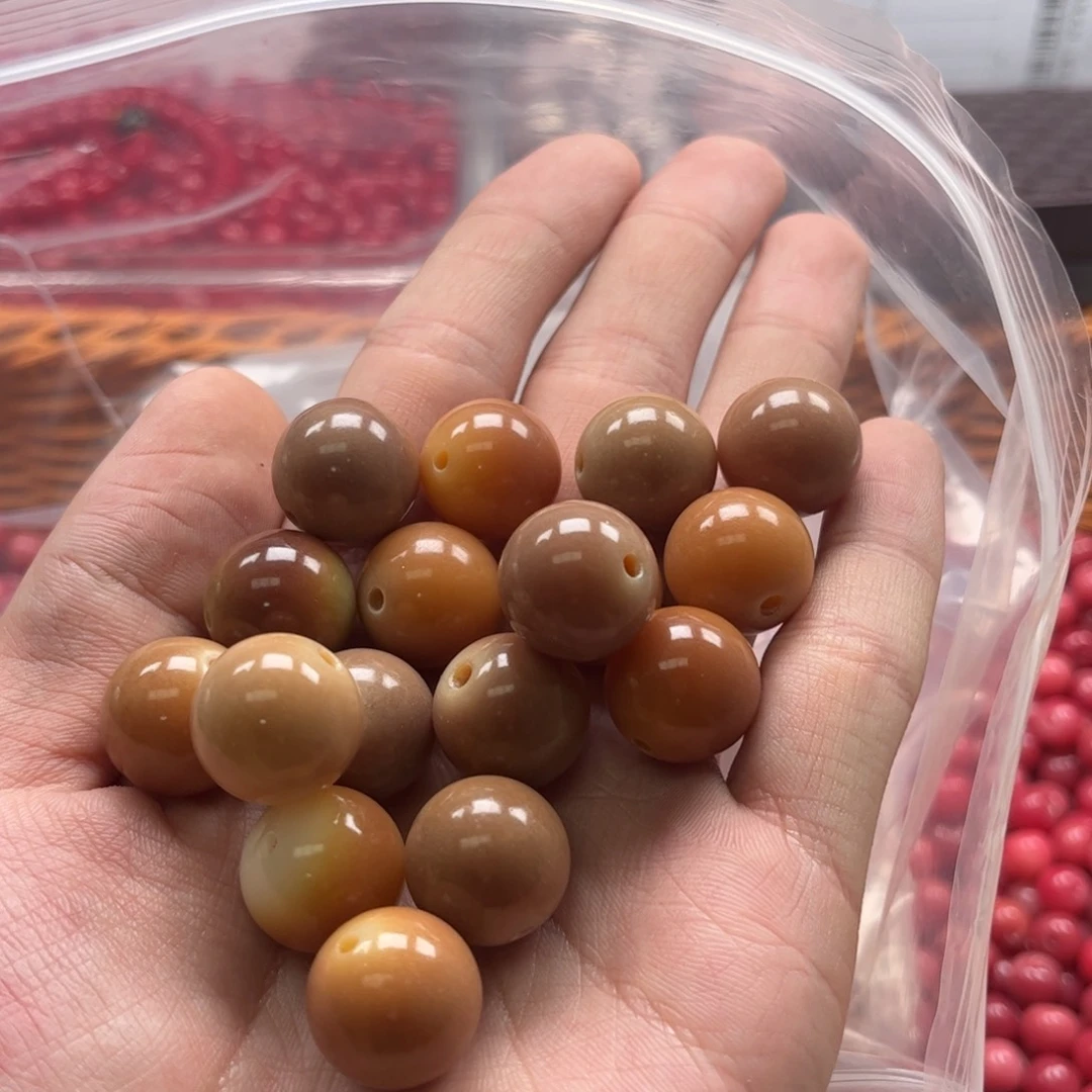 【闪购商品】白玉菩提吊坠z17/10+5颗微瑕溏心蛋缅料